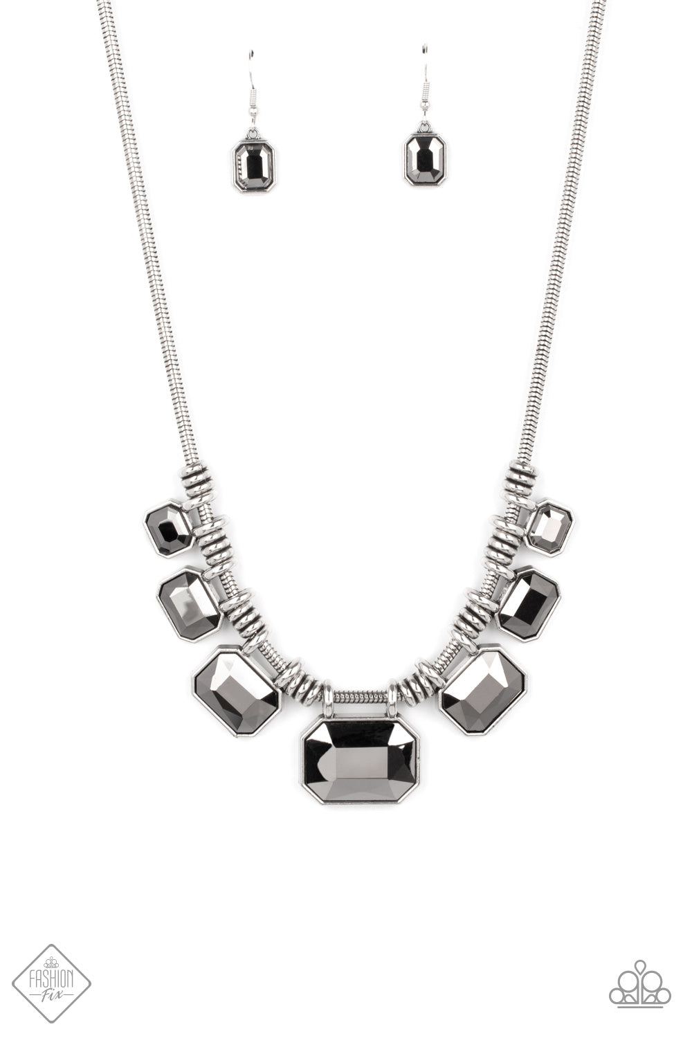 Urban Extravagance Silver Necklace Paparazzi