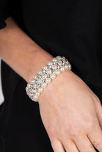 Load image into Gallery viewer, Eiffel Tower Elegance Pearl White Bracelet Paparazzi-584
