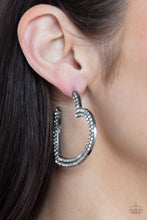 Load image into Gallery viewer, AMORE to Love Black Heart Earrings Paparazzi-468
