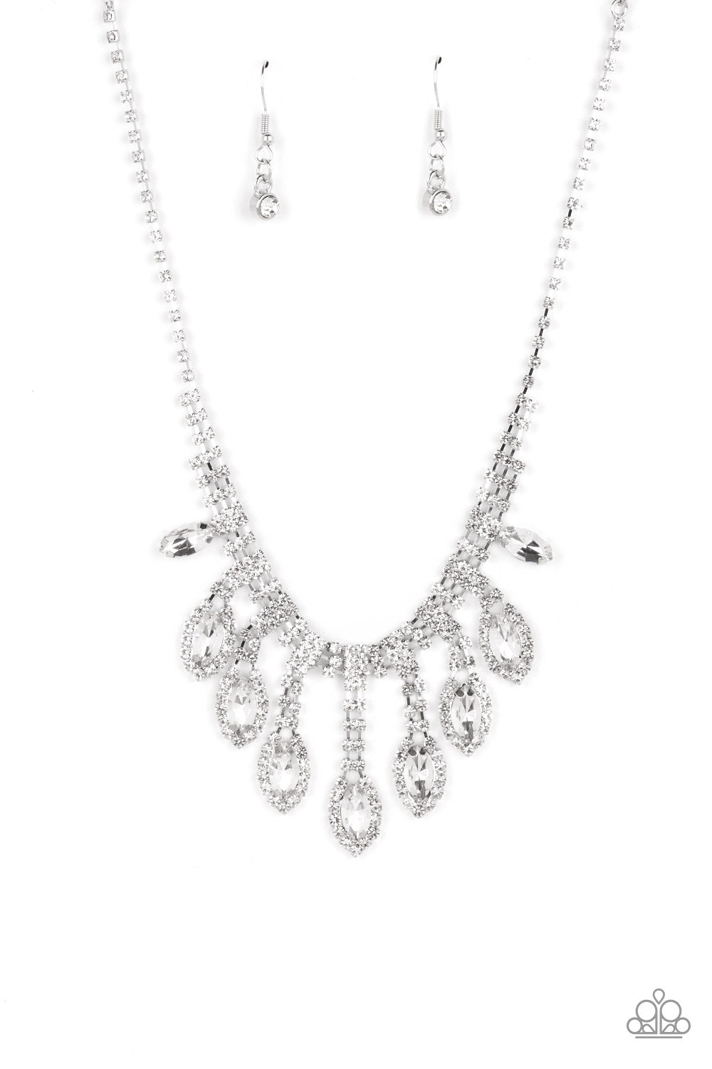 REIGNING Romance White Necklace Paparazzi-669