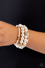 Load image into Gallery viewer, Vastly Vintage Gold Pearl Bracelet Paparazzi-753
